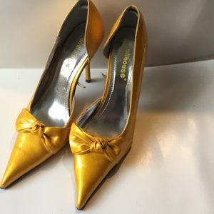 Yellow dollhouse heels